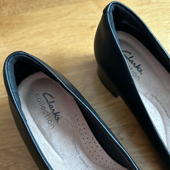 Block Heel Cap Toe Flats NWOB - Picture 5 of 7